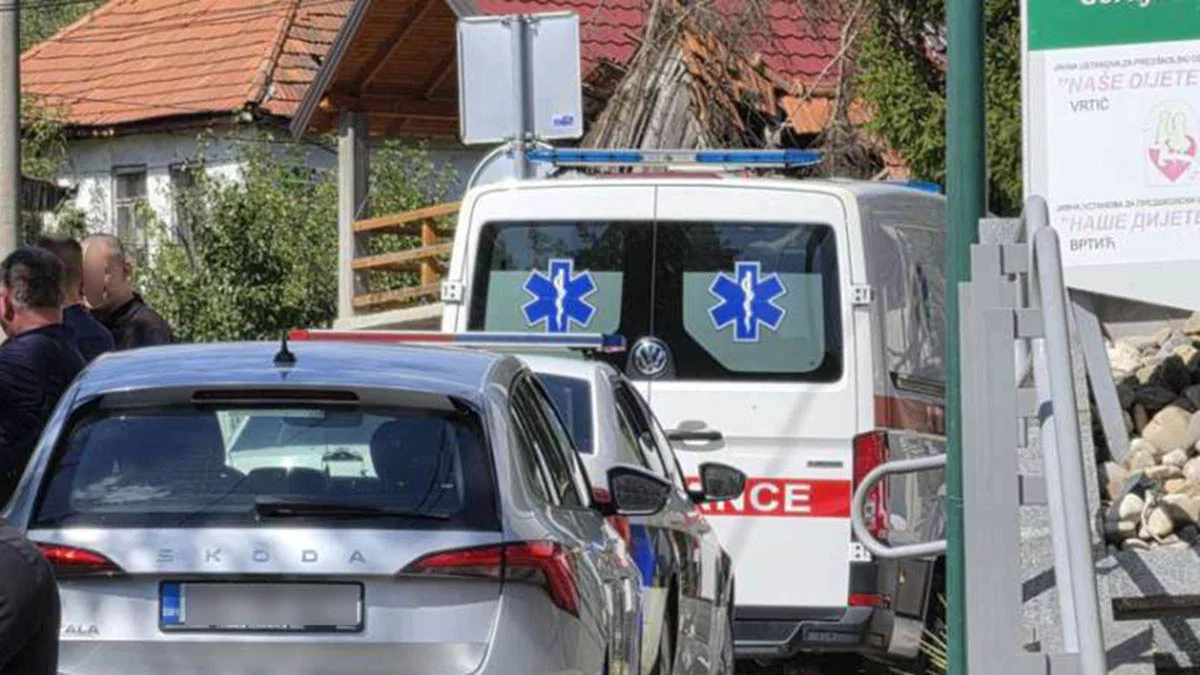 Maloljetnici osumnjičenoj za poku&scaron;aj ubistva učenica u Tuzli ukinut pritvor