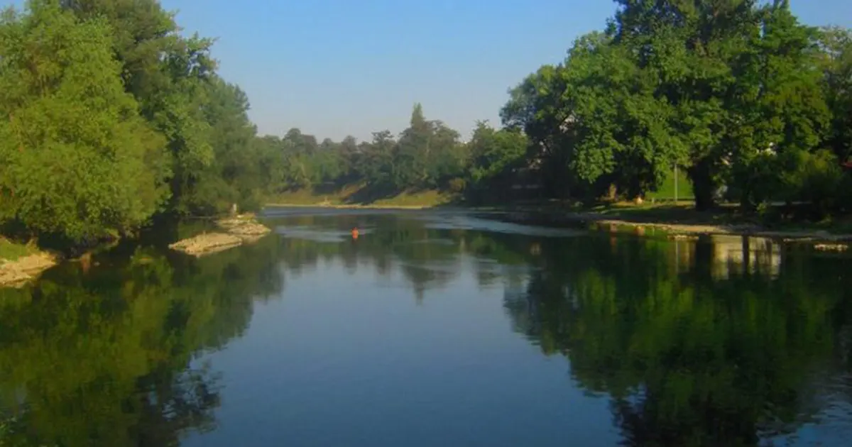 Tijelo nepoznatog mu&scaron;karca pronađeno na obali rijeke Vrbas u Rekavicama, uviđaj u toku