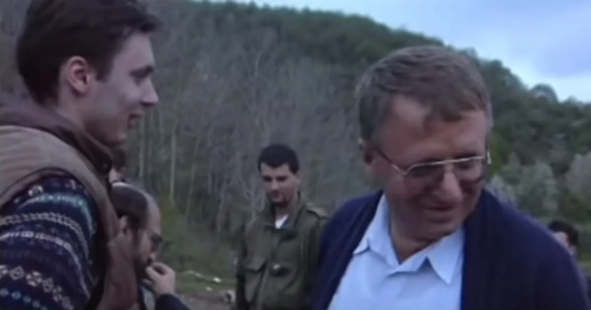 Frankfurter Allgemeine Zeitung objavio članak o pro&scaron;losti Aleksandra Vučića kao dobrovoljca u opsadi Sarajeva
