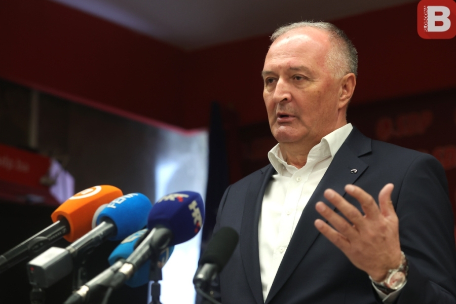 HELEZ POZVAO NA VELIKI POLITIČKI SAVEZ: "Konaković mi je savjetovao da uđemo u vlast sa SDA, to je jedini spas za BiH" (VIDEO)