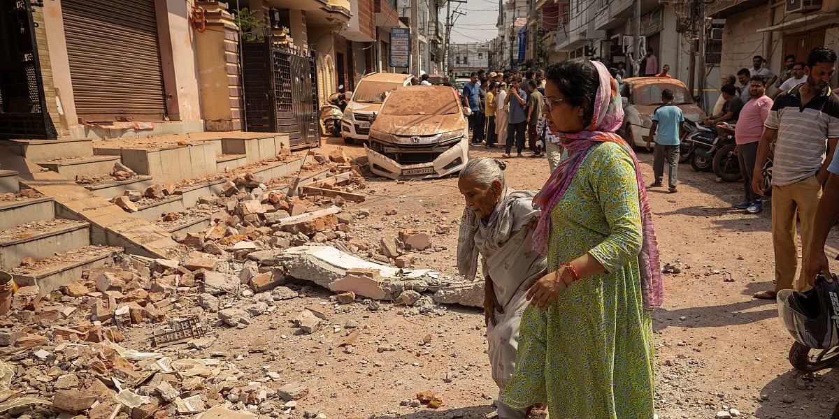 Fotografije pokazuju posljedice razaranja nakon pakistanskog napada na indijski dio Kašmira Fotografije pokazuju posljedice razaranja nakon pakistanskog napada na indijski dio Kašmira