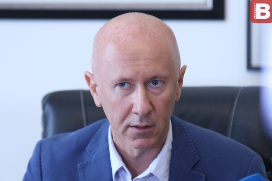 MILAN DUNOVIĆ UZBURKAO DUHOVE: Ministar Zukan Helez je mogao ponuditi ostavku, Dodik sa osiguranjem MUP-a RS-a će nastaviti... MILAN DUNOVIĆ UZBURKAO DUHOVE: Ministar Zukan Helez je mogao ponuditi ostavku, Dodik sa osiguranjem MUP-a RS-a će nastaviti...
