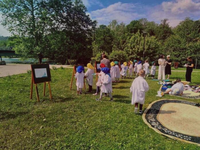 Bihać slavi Dan rijeke Une: Djeca i građani ujedinjeni u čuvanju prirodne ljepote Bihać slavi Dan rijeke Une: Djeca i građani ujedinjeni u čuvanju prirodne ljepote