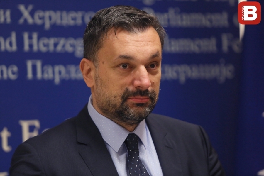 KONAKOVIĆ NAJAVIO REORGANIZACIJU NiP-a I SASTANAK S ČOVIĆEM: "Zvat ću ga narednih dana" (VIDEO) KONAKOVIĆ NAJAVIO REORGANIZACIJU NiP-a I SASTANAK S ČOVIĆEM: "Zvat ću ga narednih dana" (VIDEO)