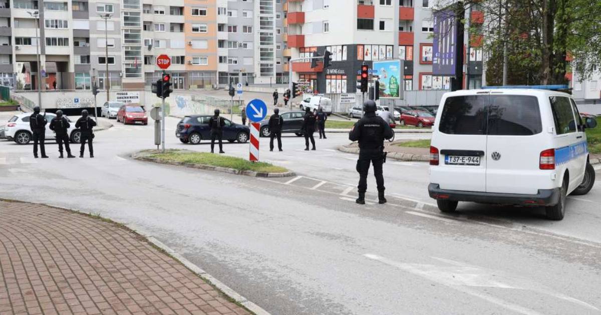 Sindikat SIPA-e pozvao državne institucije da zaštite uposlenike koji su pod istragom zbog pokušaja hapšenja Dodika Sindikat SIPA-e pozvao državne institucije da zaštite uposlenike koji su pod istragom zbog pokušaja hapšenja Dodika