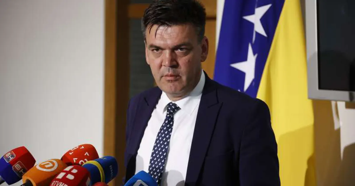 Koalirale četiri hrvatske stranke: "Imat ćemo kandidata za Predsjedništvo BiH" Koalirale četiri hrvatske stranke: "Imat ćemo kandidata za Predsjedništvo BiH"
