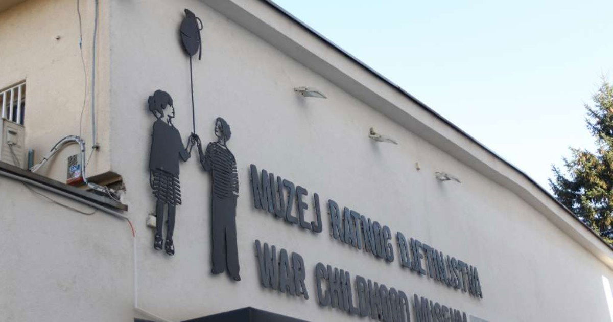 Muzej ratnog djetinjstva raspisao konkurs za stipendiju "Lejla Hairlahović-Hušić" Muzej ratnog djetinjstva raspisao konkurs za stipendiju "Lejla Hairlahović-Hušić"