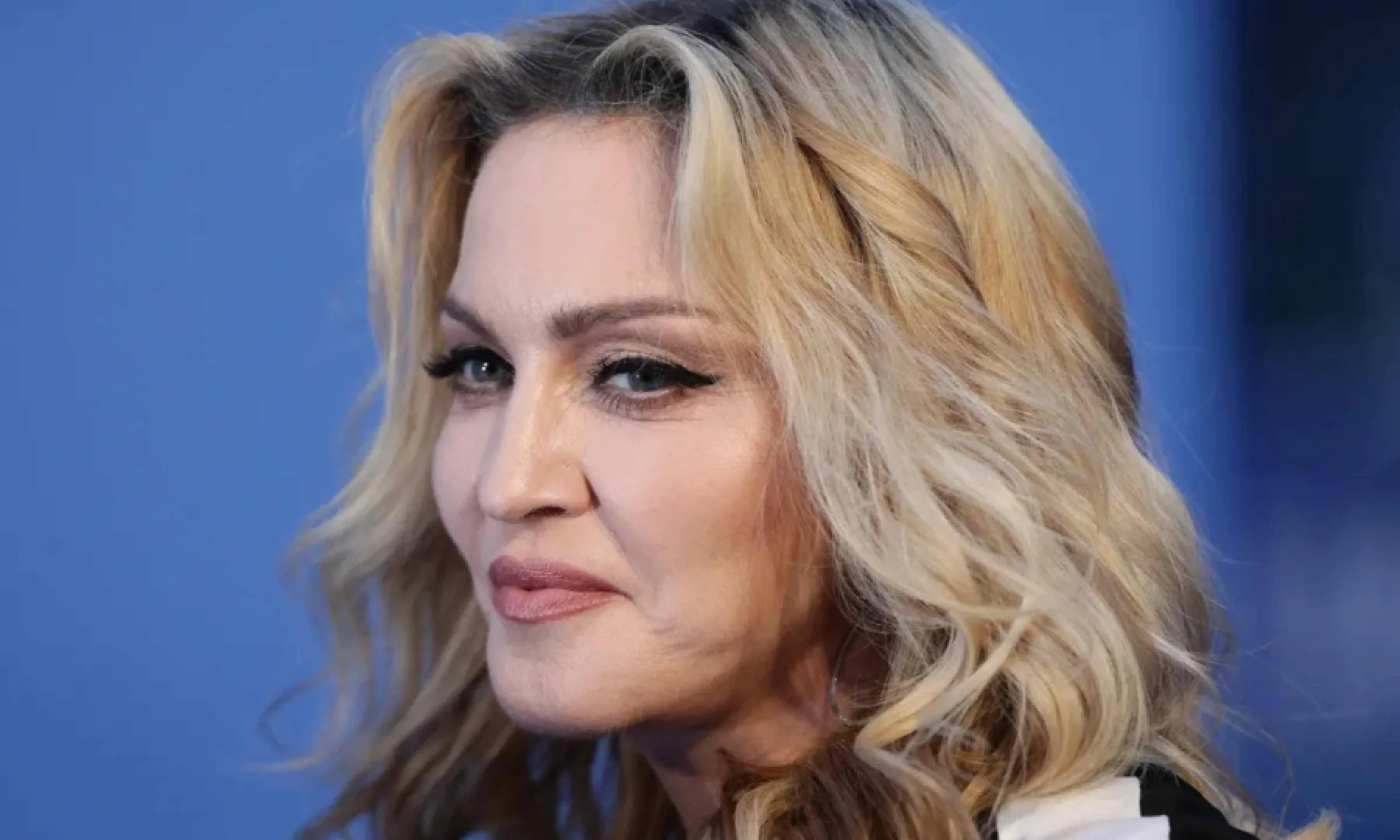 OGLASILA SE SLAVNA POP PJEVAČICA: Madonna poslala poruku građanima Irana...