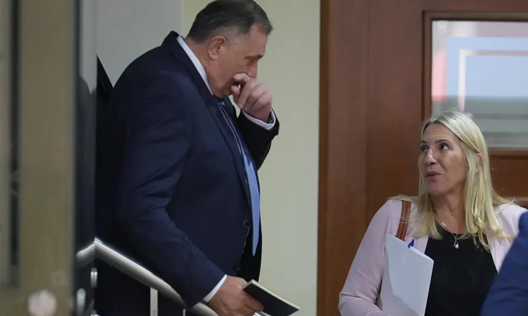 Revizori u RS-u če&scaron;ljali dokumentaciju službe kojoj je &scaron;ef bio Milorad Dodik