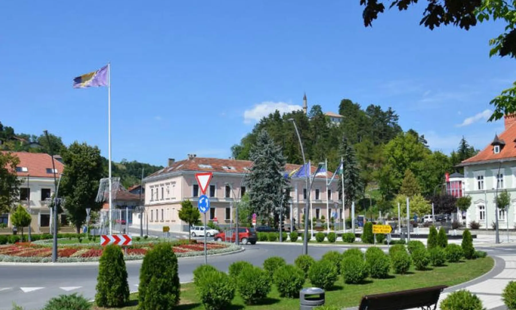 &Scaron;ta se de&scaron;ava u Cazinu? Droga, požar i saobraćajka &ndash; sve u jednom danu | Cazin.NET