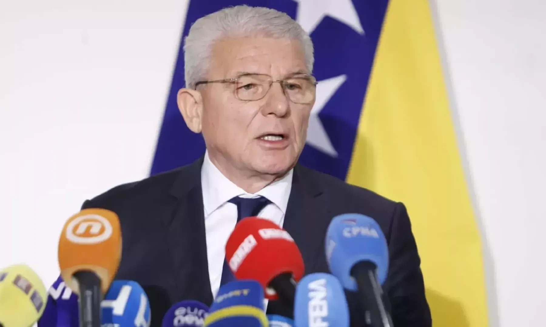 
                                    Džaferović o državnoj imovini: Reaktivirati Državnu komisiju, međunarodna zajednica mora pomoći s onima koji to opstruiraju                                