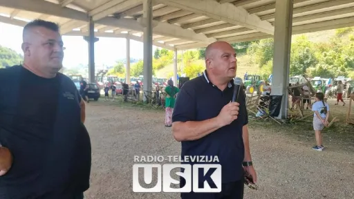 Bužim domaćin Četvrte traktorijade uz prisustvo poljoprivrednika i građana iz cijele BiH