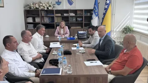 Nova putnička željeznička linija Bihać &ndash; Bosanska Otoka počinje saobraćati 31. augusta 2026. godine uz podr&scaron;ku od 250.000 KM Ministarstva privrede USK