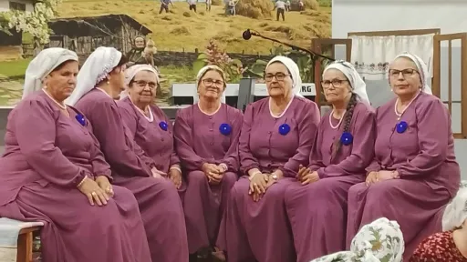 Članice KUD „Skokovi“ Cazin učestvovale na Festivalu izvorne krajiške pjesme u Podzvizdu 24. oktobra