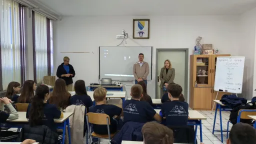 Počele edukativne radionice kampanje „Račun traži – Kanton osnaži“ u Bihaću za učenike osmih razreda
