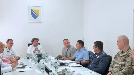 KCUS i Ministarstvo odbrane BiH usaglasili zračni most za hitne pacijente iz Unsko-sanskog kantona