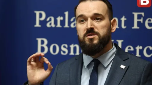 ČAVALIĆ DAO DODIKU DO ZNANJA: "Centralna banka BiH nije politički plijen, to je crvena linija!"