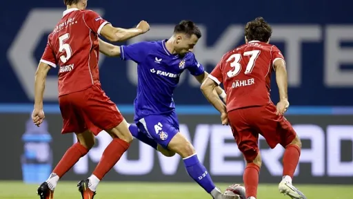 Dinamo Zagreb izborio treće kolo kvalifikacija za Ligu prvaka pobjedom nad Thunom 3:2 nakon produžetaka