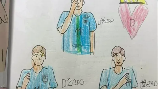 Sedmogodi&scaron;nji Uro&scaron; iz Banje Luke nacrtao Edina Džeku na času pravoslavne vjeronauke, Džeko ga je kontaktirao putem videopoziva