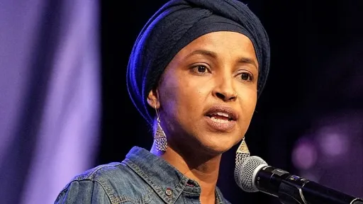 Američki agenti pretresli dom kongresmenke Ilhan Omar u istrazi o imigraciji, desničari tvrde da se udala za brata