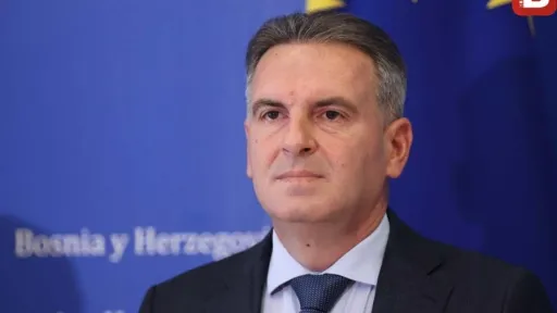 Džemal Smajić, delegat u Domu naroda i generalni sekretar SBiH, osuđuje smjenu Faruka Đozića i poziva na ispitivanje zakonitosti