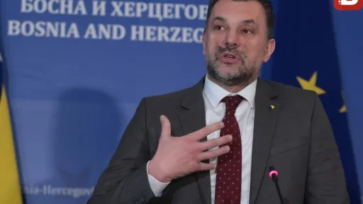 ŽESTOK OBRAČUN BIVŠE I AKTUELNOG ŠEFA DIPLOMATIJE: Turković Konakovića nazvala "lešinarom", uslijedio ekspresan odgovor!