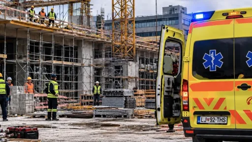 Mediji navode da je Mirzet Topalović iz Bužima teško povrijeđen na gradilištu Emonika u Ljubljani