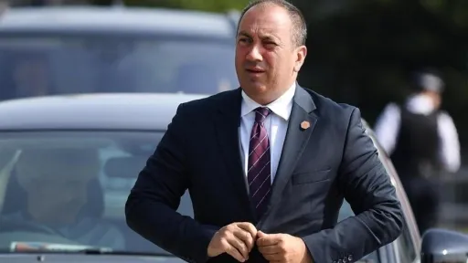 Igor Crnadak objavio rezultate istraživanja koji pokazuju da je Dodik prvi put od 2006. godine četvrti najpopularniji političar u RS
