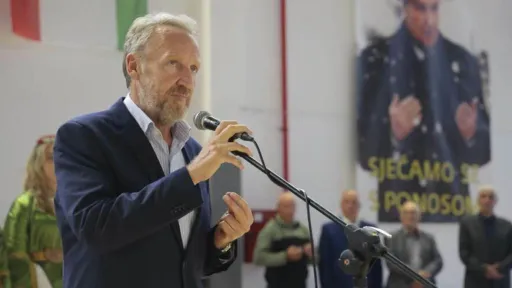Bakir Izetbegović na turniru u Travniku upozorava na ugroženost BiH i poziva na jedinstvo patriota