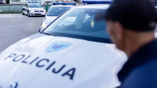 MUP HNK: B.T. iz Mostara uhap&scaron;en nakon &scaron;to je kroz prozor golfa odbacio 13 paketića marihuane