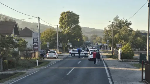 Te&scaron;ka saobraćajna nesreća u Đurđeviku na magistrali Tuzla&ndash;Sarajevo: pje&scaron;ak starije dobi poginuo