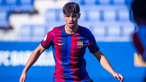 Pogledajte kako je Mirza Ćatović odigrao dok ga je Emir Spahić "vrebao" s tribina u Barceloni
