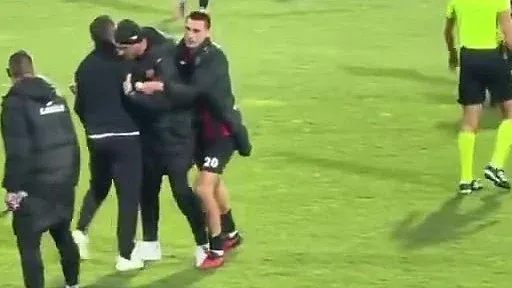 Edis Mulalić isključen nakon reakcije na odluku sudije Antonija Bandića u duelu s Željezničarom