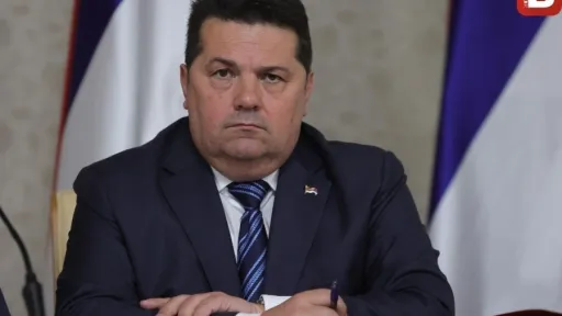 Nenad Stevandić, predsjednik Narodne skupštine RS, tvrdi da je nakon izbora u Srbiji počelo urušavanje odnosa sa Srbijom