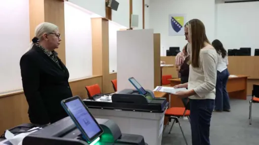 Istraživanje Instituta za razvoj mladih KULT: Izlaznost mladih pada, političkim strankama vjeruje samo 3,1 posto