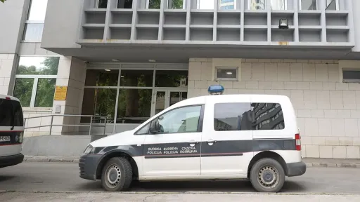 Kantonalni sud u Tuzli prvostepeno osudio Ifetu Karić (64) na 10 godina, pritvor ukinut