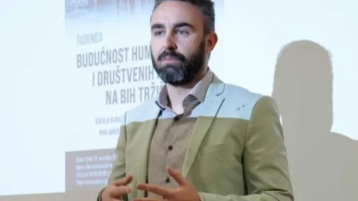Admir Lisica, direktor Geopol-a i kandidat za Predstavnički dom Parlamenta FBiH, navodi: "Sandžak nije predmet manipulacije