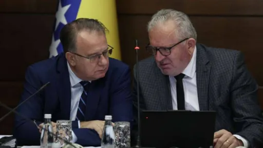 Ekonomsko-socijalno vijeće FBiH danas analizira efekte Odluke o iznosu najniže plate Ekonomsko-socijalno vijeće FBiH danas analizira efekte Odluke o iznosu najniže plate
