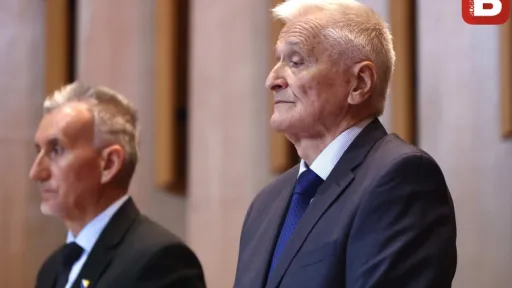 SNSD NE DA SVOJE KADROVE: Ponovo srušili kvorum u Domu naroda (FOTO) SNSD NE DA SVOJE KADROVE: Ponovo srušili kvorum u Domu naroda (FOTO)