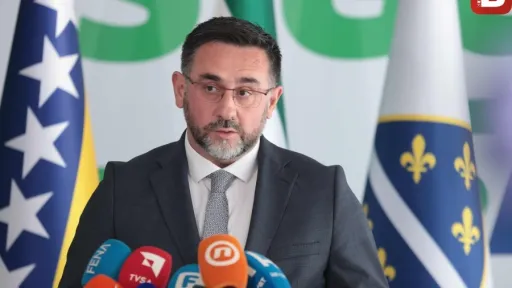 RAMIĆ O PLATFORMI: "Pranje od loših odluka, situacija je najrizičnija za kolege iz..." RAMIĆ O PLATFORMI: "Pranje od loših odluka, situacija je najrizičnija za kolege iz..."