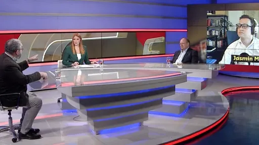 BURNA DEBATA PRED KAMERAMA: „Bosanci i Hercegovci bi se trebali ugledati na ono što se dogodilo u Ukrajini...“ BURNA DEBATA PRED KAMERAMA: „Bosanci i Hercegovci bi se trebali ugledati na ono što se dogodilo u Ukrajini...“