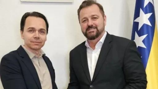 Samir Ikanović napustio NES nakon dvije sedmice i vratio se u DF: Ništa od smjene Vlade USK Samir Ikanović napustio NES nakon dvije sedmice i vratio se u DF: Ništa od smjene Vlade USK