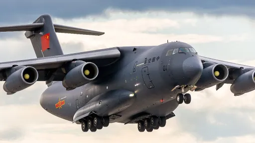 Kineski vojni avion s najmodernijom opremom sletio u Egipat, u Izraelu zabrinuti Kineski vojni avion s najmodernijom opremom sletio u Egipat, u Izraelu zabrinuti