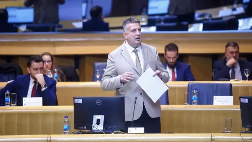 Vuković: Kod polubijelog Dodika primijeti se teška frustracija i strah. Ono što slijedi biće bolno Vuković: Kod polubijelog Dodika primijeti se teška frustracija i strah. Ono što slijedi biće bolno