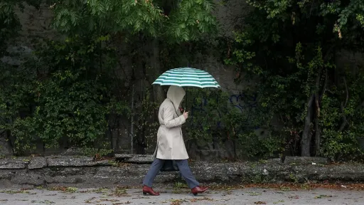 Stiže nam hladni talas praćen obilnim padavinama i značajnim padom temperatura Stiže nam hladni talas praćen obilnim padavinama i značajnim padom temperatura