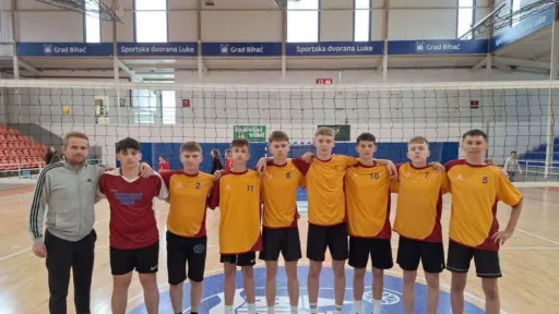 Učenici OŠ Skokovi donijeli srebro iz Bihaća – ponos škole i zajednice Učenici OŠ Skokovi donijeli srebro iz Bihaća – ponos škole i zajednice