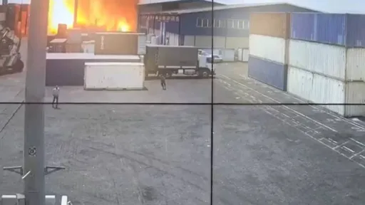 Neregistrovano raketno gorivo mogući razlog eksplozije u iranskoj luci Neregistrovano raketno gorivo mogući razlog eksplozije u iranskoj luci