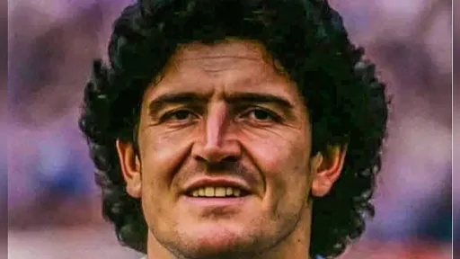 Harry Maguire je trenutno najveći hit u svijetu nogometa: Saigrač ga prozvao "Maguiredona" Harry Maguire je trenutno najveći hit u svijetu nogometa: Saigrač ga prozvao "Maguiredona"