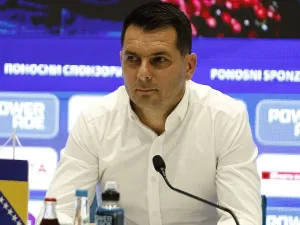 Spahić govorio o Mahmiću, Janeltu, pripremama za SP, problemu sa vizama, kampu&hellip;