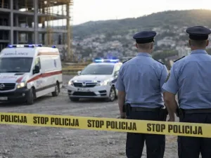 Te&scaron;ka nesreća na gradili&scaron;tu u Cazinu: 63-godi&scaron;nji radnik zavr&scaron;io na intenzivnoj njezi | Cazin.NET